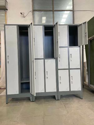 Tür-Stahlspind-Kabinett-Metalllagerschränke des Umkleideraum-6